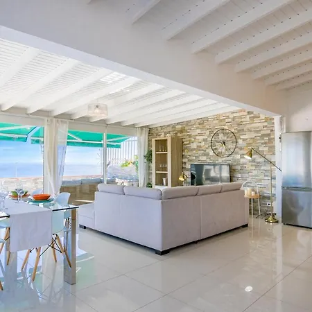 Penthouse Of Views Cristianos Los Cristianos (Tenerife)