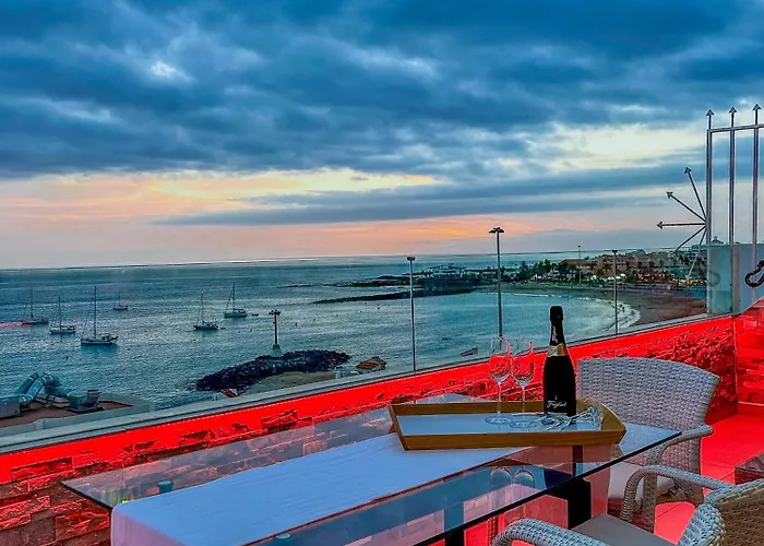 Penthouse Of Views Cristianos Apartment